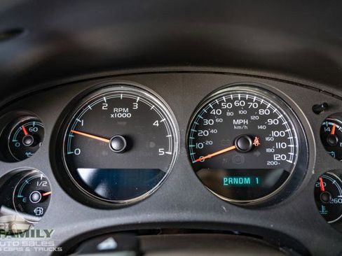 Used 2014 Chevrolet Silverado 2500 LTZ w/ LTZ Plus Package image 21