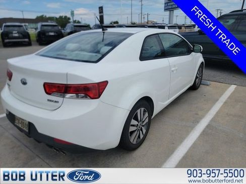 Used 2013 Kia Forte Koup EX FWD image 3