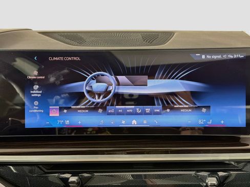 Used 2026 BMW X5 xDrive40i w/ Climate Comfort Package AWD/4WD image 16
