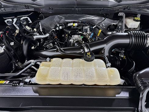 Used 2022 Ford F150 XLT w/ Equipment Group 302A High image 29