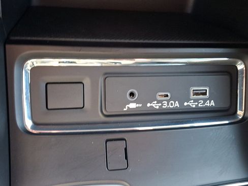 Certified 2026 Subaru Ascent Premium image 23