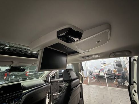 Used 2025 Honda Odyssey Elite image 31