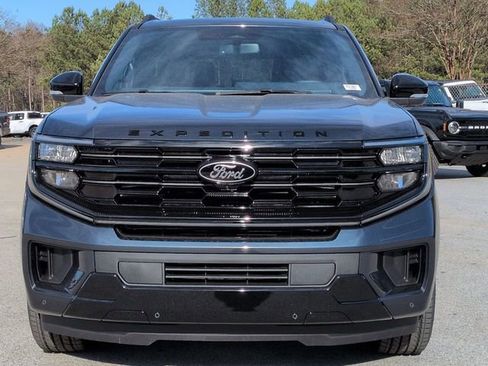 New 2025 Ford Expedition Platinum w/ Stealth Performance Package image 8