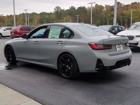Certified 2026 BMW 330i Sedan w/ M Sport Package image 8