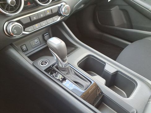 New 2025 Nissan Sentra S image 11