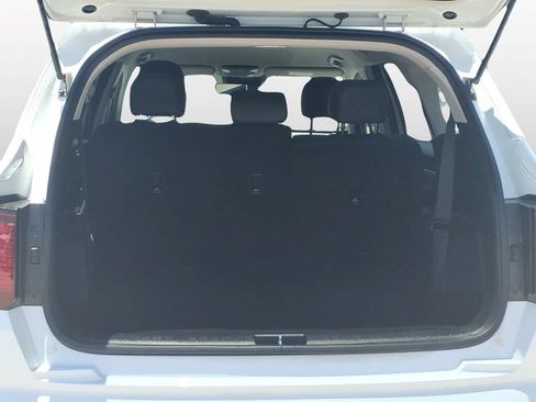 Used 2023 Kia Sorento S FWD image 5