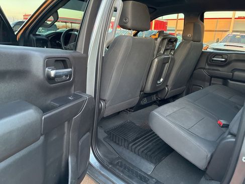 Used 2021 Chevrolet Silverado 1500 Custom image 11