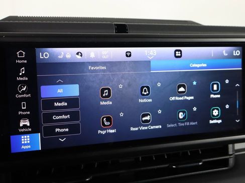 Used 2025 Jeep Wrangler Unlimited Sahara image 36