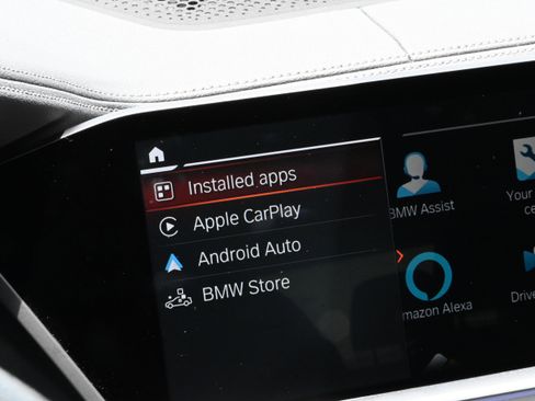 Used 2022 BMW X7 xDrive40i w/ Premium Package AWD/4WD image 32