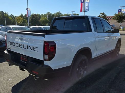 New 2026 Honda Ridgeline Black Edition image 11