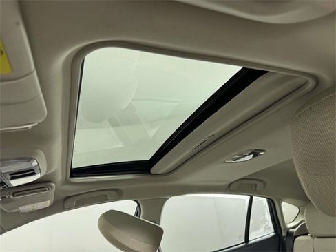 Used 2020 Subaru Impreza Premium image 32