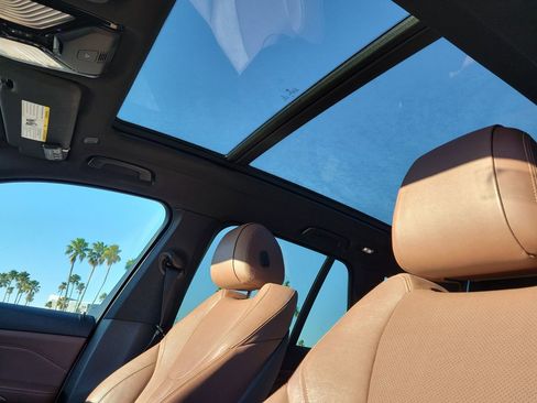 Used 2019 BMW X5 xDrive40i w/ Convenience Package image 28