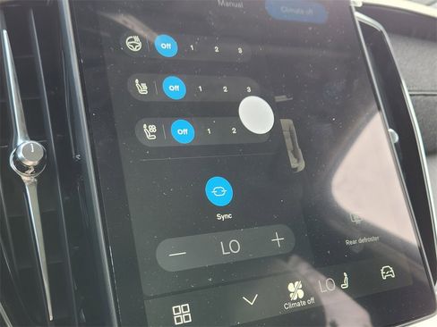 New 2026 Volvo XC90 B6 Ultra w/ Lounge Package image 15