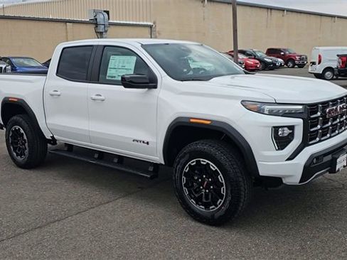 New 2026 GMC Canyon AT4 image 2