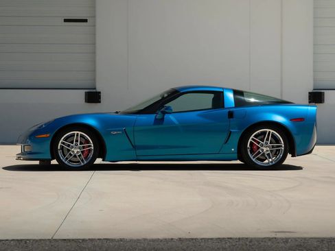 Used 2008 Chevrolet Corvette Z06 w/ Preferred Equipment Group RWD image 7