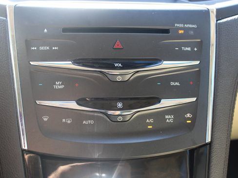 Used 2014 Lincoln MKS w/ Equipment Group 101A FWD image 17