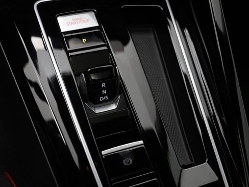 New 2026 Volkswagen GTI SE FWD image 12