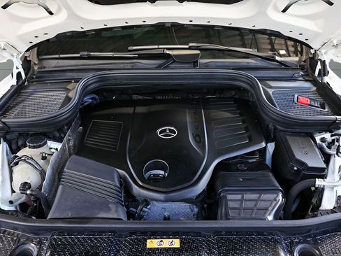 Used 2022 Mercedes-Benz GLS 450 4MATIC image 77