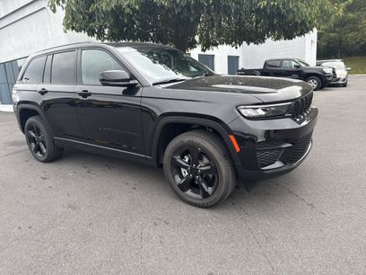 New 2025 Jeep Grand Cherokee Altitude