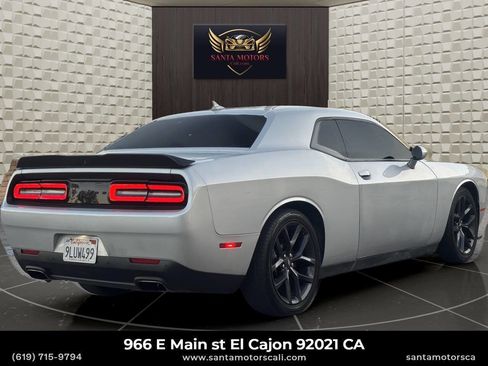 Used 2021 Dodge Challenger GT w/ Driver Convenience Group image 8