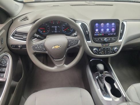 Used 2021 Chevrolet Malibu LT FWD image 22
