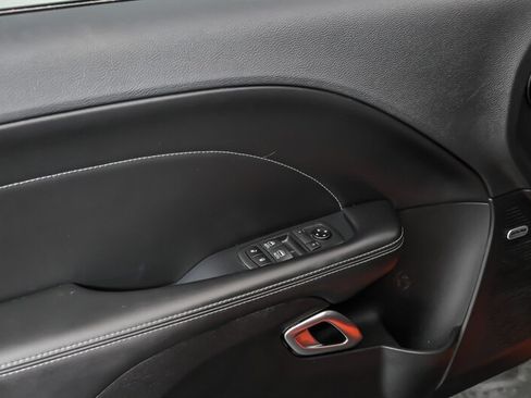 Used 2019 Dodge Challenger R/T Scat Pack RWD image 15