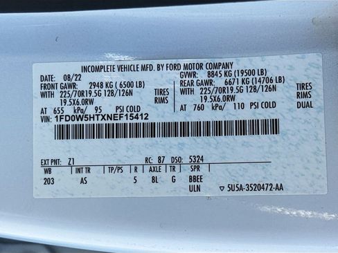 Used 2022 Ford F550 4x4 Crew Cab Super Duty w/ Power Equipment Group image 28