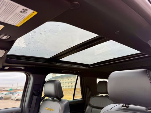 Used 2025 Ford Expedition Tremor image 43