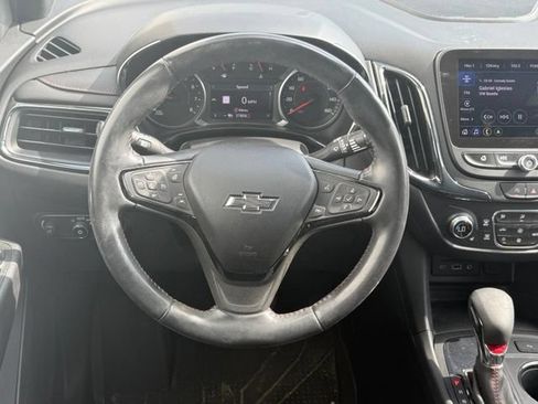 Used 2022 Chevrolet Equinox RS w/ RS Leather Package FWD image 22