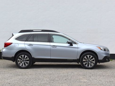 Used 2015 Subaru Outback 2.5i Limited w/ Popular Package #4 AWD/4WD image 43