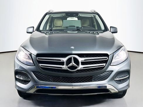 Used 2017 Mercedes-Benz GLE 350 4MATIC image 4