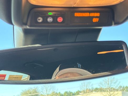 Used 2024 GMC Canyon Elevation w/ Convenience Package image 22