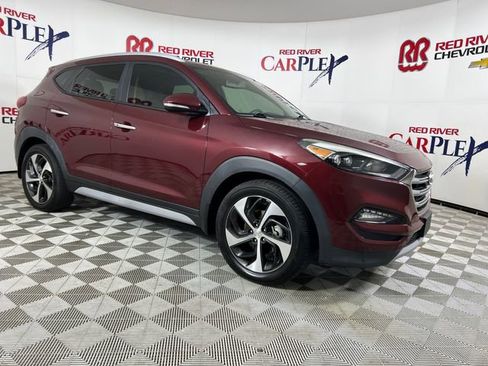 Used 2017 Hyundai Tucson Limited image 1