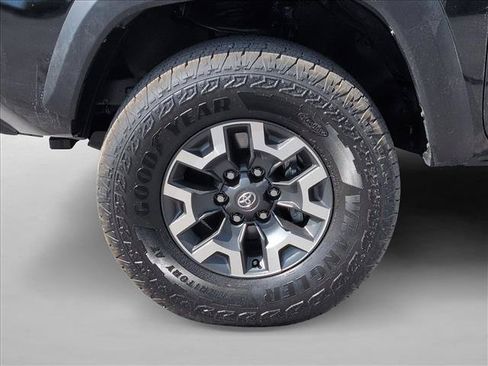 Used 2023 Toyota Tacoma TRD Off-Road AWD/4WD image 28