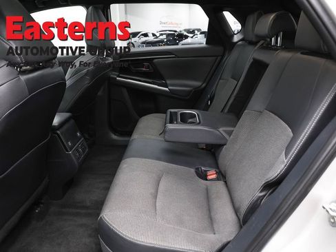 Used 2023 Toyota bZ4X XLE w/ Weather Package image 21