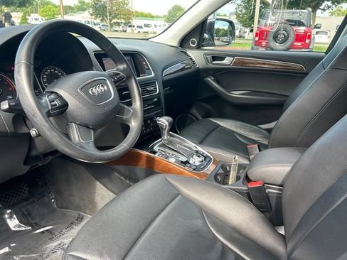 Used 2017 Audi Q5 2.0T Premium Plus AWD/4WD image 15