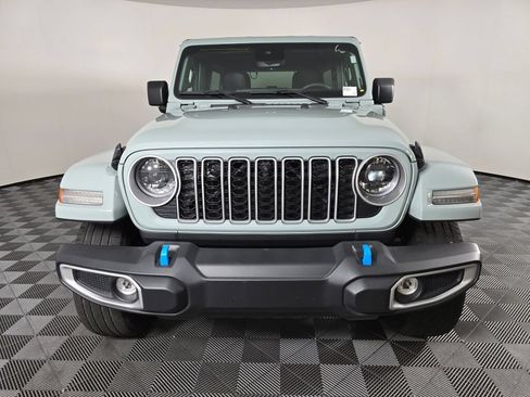 Used 2024 Jeep Wrangler Unlimited Sahara w/ Technology Group AWD/4WD image 8