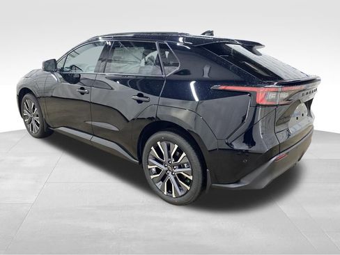 New 2026 Subaru Solterra image 2