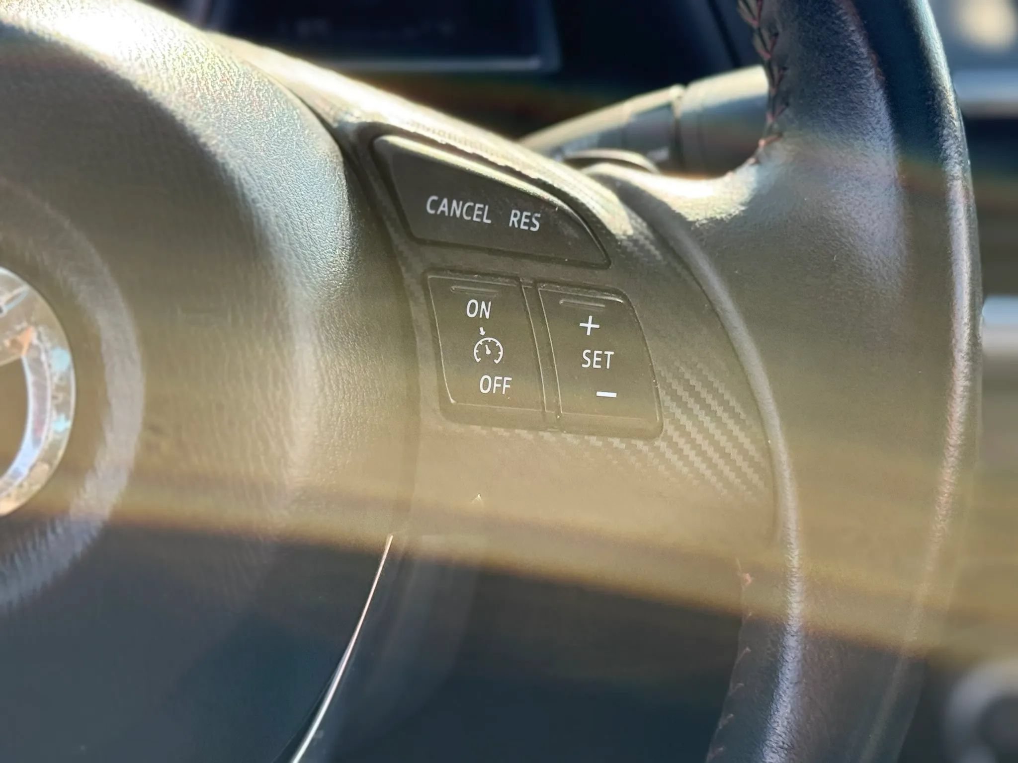 Used 2015 MAZDA MAZDA3 s Touring FWD image 33