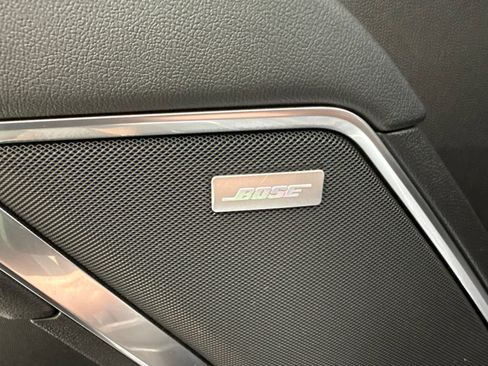 Used 2023 GMC Sierra 1500 SLT w/ SLT Premium Package AWD/4WD image 16