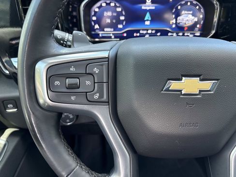 Used 2025 Chevrolet Silverado 1500 LT w/ Z71 Off-Road Package AWD/4WD image 15
