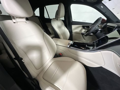New 2026 Mercedes-Benz GLC 300 4MATIC image 24
