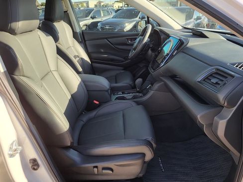 Certified 2025 Subaru Ascent Bronze Edition image 10