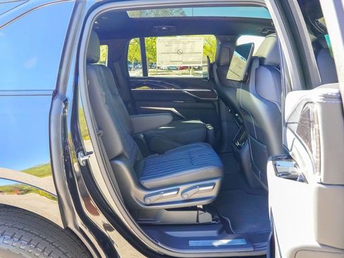 New 2026 Cadillac Escalade IQL Luxury image 11