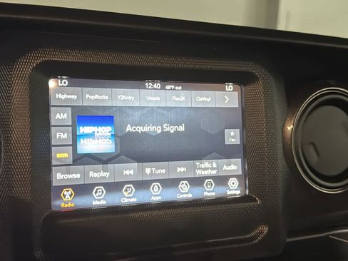 Used 2022 Jeep Wrangler Unlimited Sport AWD/4WD image 15