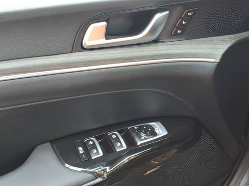 Used 2025 Kia K5 EX FWD image 16