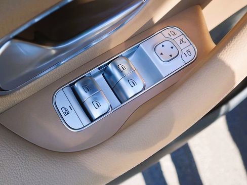 New 2026 Mercedes-Benz GLE 350 4MATIC image 12