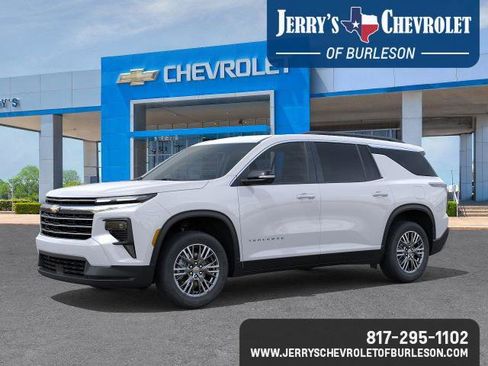 New 2026 Chevrolet Traverse LT w/ Driver Confidence Package image 2