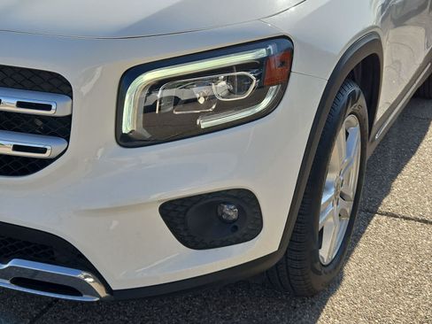 Used 2020 Mercedes-Benz GLB 250 image 11