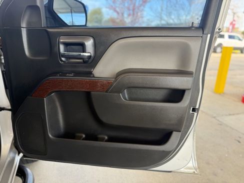 Used 2014 GMC Sierra 1500 SLE w/ SLE Value Package image 20